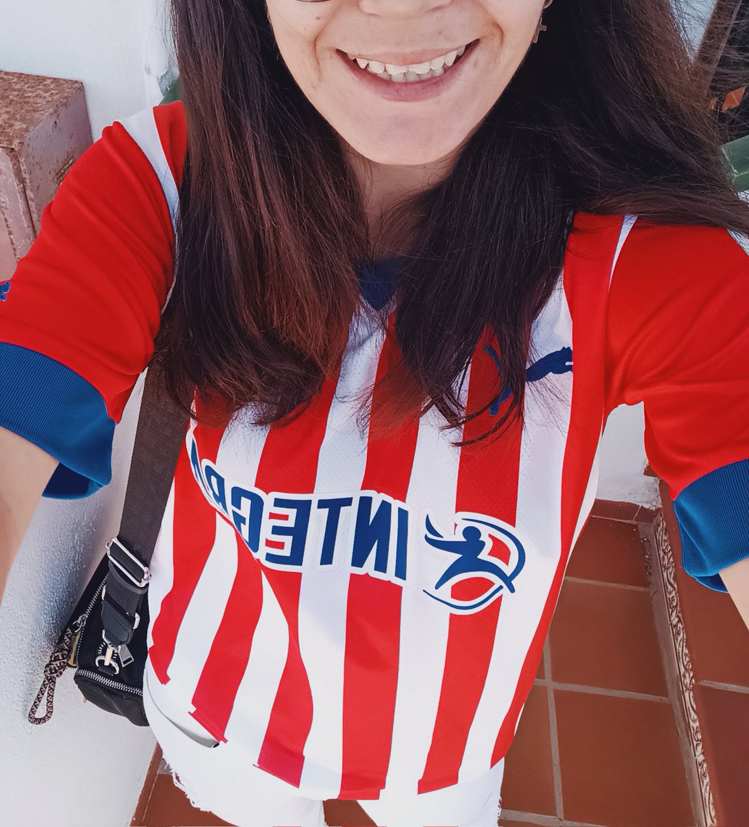 taniaVilla7's tweet photo. Sentimiento rojiblanco, que recorre todo el alma.
#quesijoderqueputaSantander #Ganaganaryvolveraganar
#VamosSporting #echalehuevos
❤️🤍❤️ https://t.co/PAv1RC6MsB