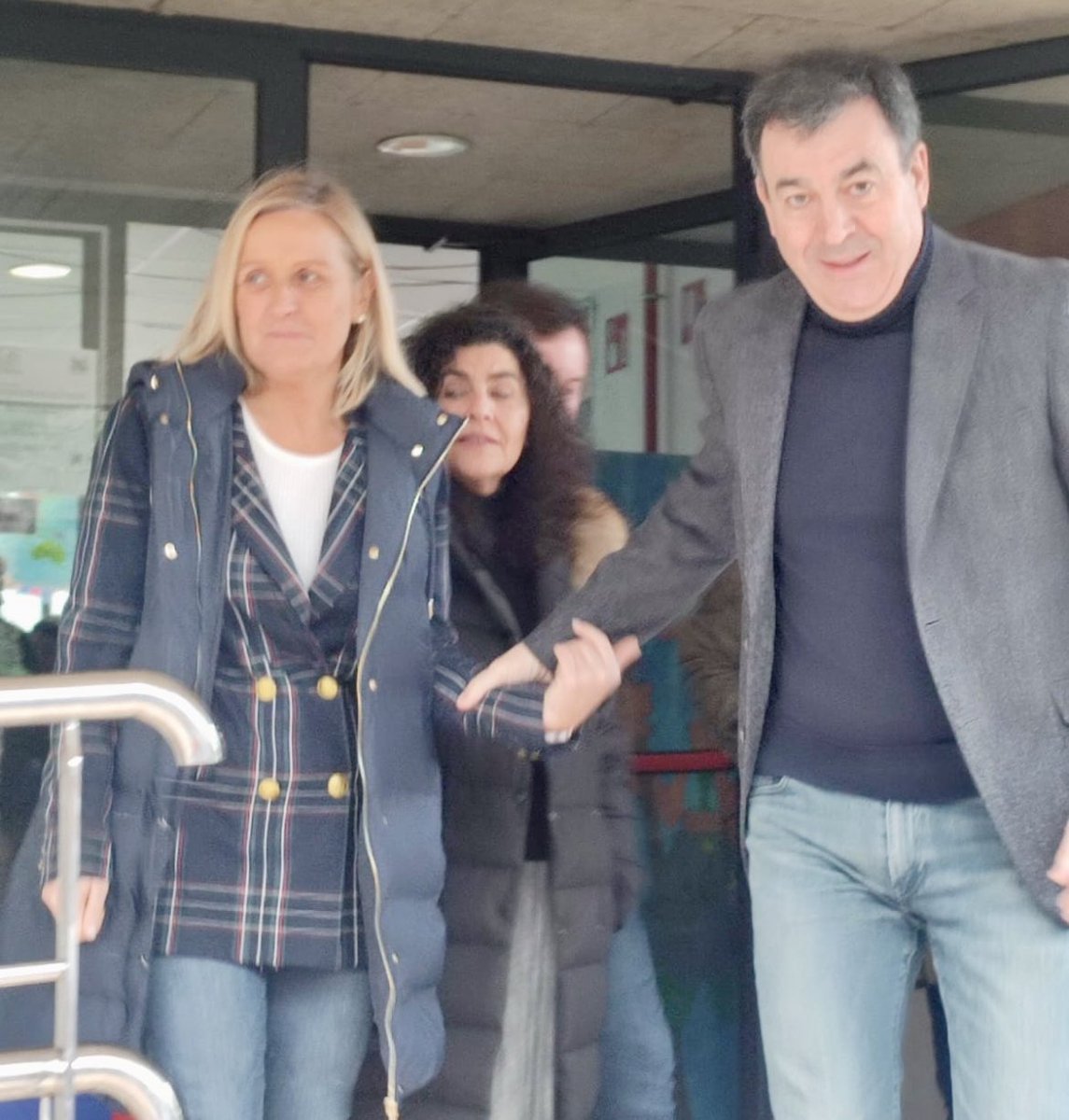 PopularesAmes's tweet photo. 🏫🏗️En #Ames temos a sorte de ser o concello máis mozo de Galicia e por iso somos un dos concellos que máis leva investido no eido educativo a @Xunta .
Hoxe xunto a @RomanLalin presentamos o proxecto de ampliación do #ceipagrodomuiño cun investimento de 3,5M de euros. https://t.co/ZGewZp1gKQ