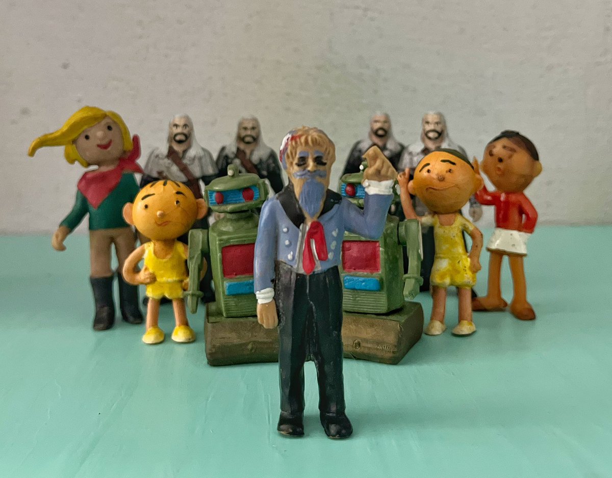 JaBurzynski's tweet photo. Pan Kleks w kosmosie (1988) doczekał się swoich figurek. Nie przyjęły się, dziś są unikatami.
#akademiapanakleksa #podróżepanakleksa #panklekswkosmosie #tryumfpanakleksa
#fronczewski https://t.co/VYkCLgbb63