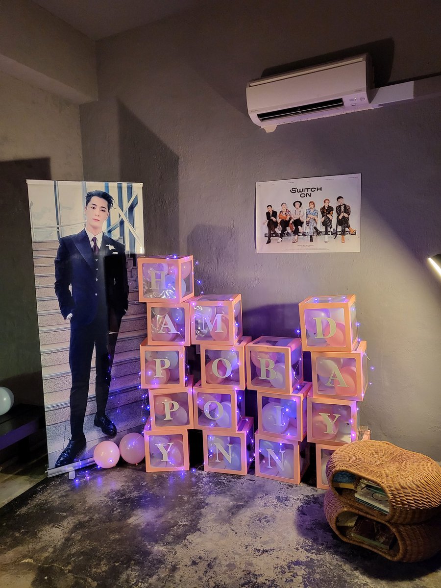 amaimameki's tweet photo. Arohas, thank u so much for coming to #moonbin birthday event 🫶🏻
Thank u for all your support and help, and thank u for all the free gifts, there so many ppl I want to thanks for support me doing the first cafe event. So thanks everyone 💜☺️🫶🏻 
Arohas are the kindest 💖 https://t.co/NtXkDbhS8a