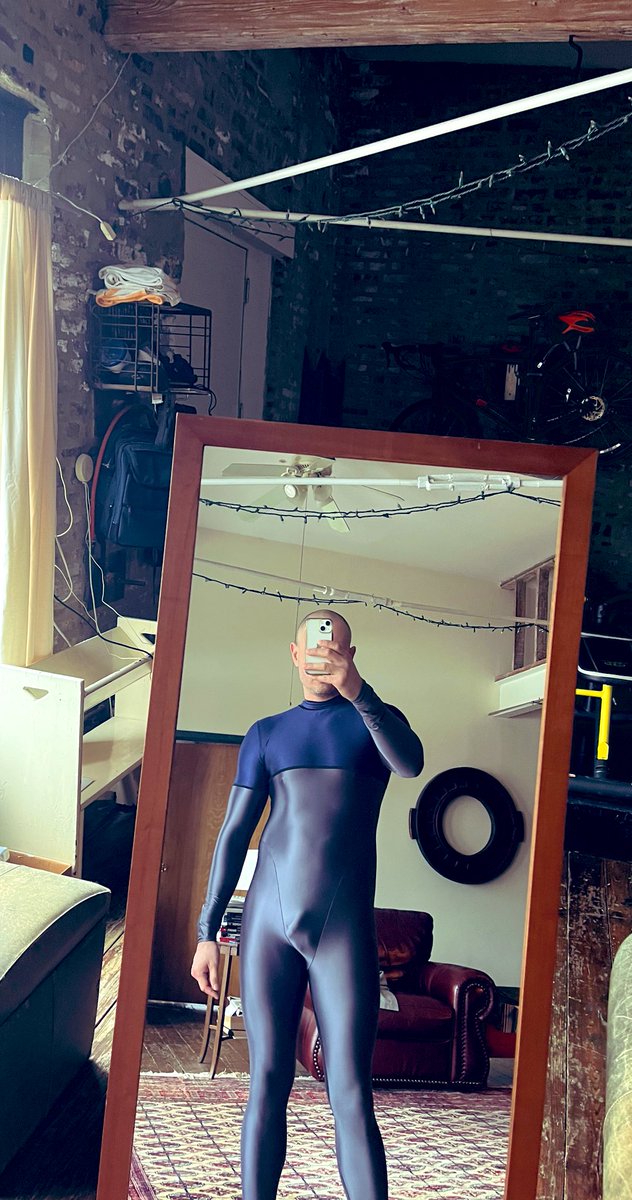 lycrante's tweet photo. 4,3,2 lets go.

#meninspandex #menintightgear #lycra #musclegear #masculineenergy #bodybuilding #stud #leotard #onesies 
#bulge #realmenweartights #maledancers
#Ballet https://t.co/wMKcHxqYqQ