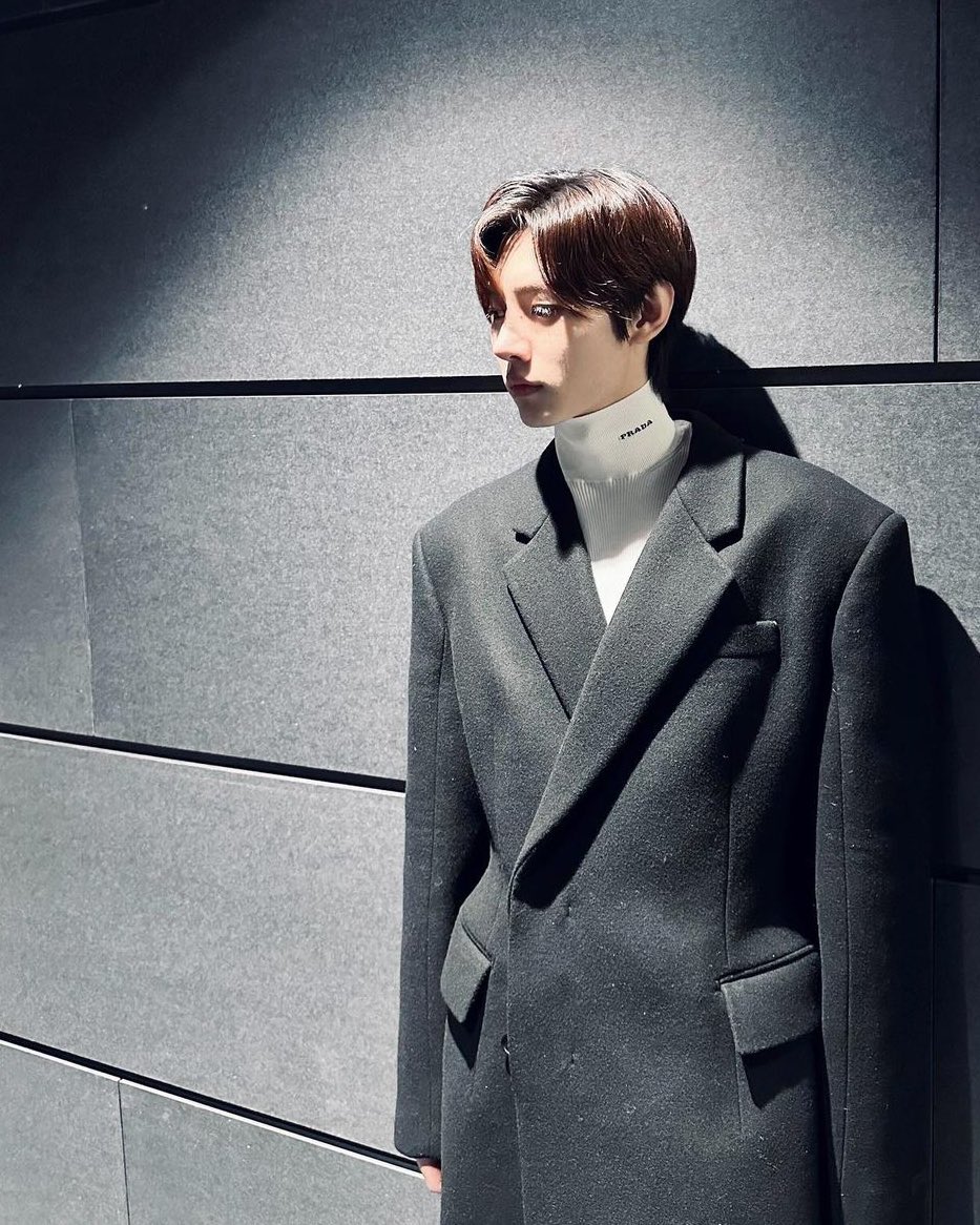 프라다 성훈이가 좋다고.......
