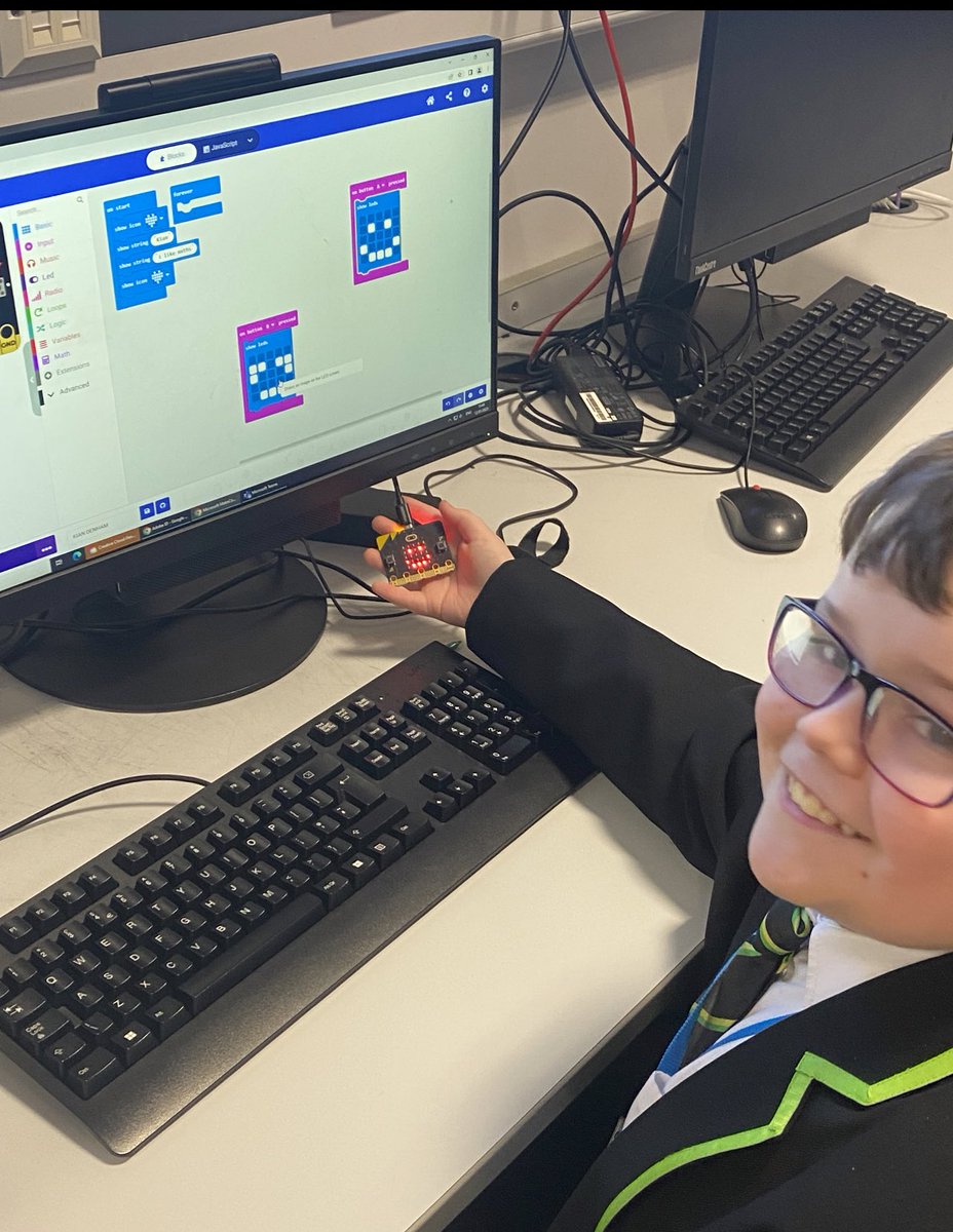 OfficialNUSA's tweet photo. “Anyone can write code that a computer can understand. Good programmers write code that humans can understand.”

#AmazingNUSA had a great first week at #coding club, creating their first micro:bit program! The first of its kind- the future! #Technology #Maths #Code #TheNUSAWay 💻 https://t.co/nBjBCKv4TU