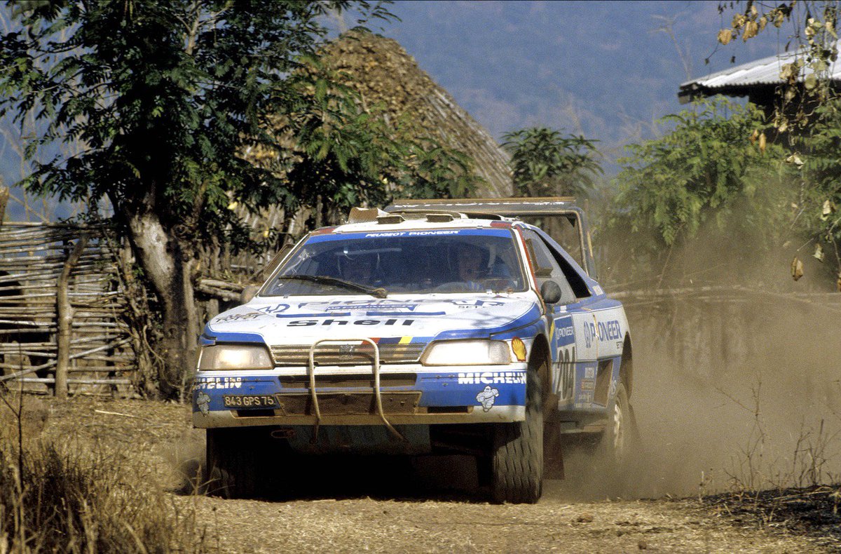 History has been made today with Sébastien Loeb + Fabian Lurquin taking a record six Dakar stage victories on the bounce in their Prodrive Hunter, beating Ari Vatanen’s record from 1989.👏🏼

Winning every stage of the Empty Quarter, Seb + Fabian are #KingsOfTheEmptyQuarter 😎