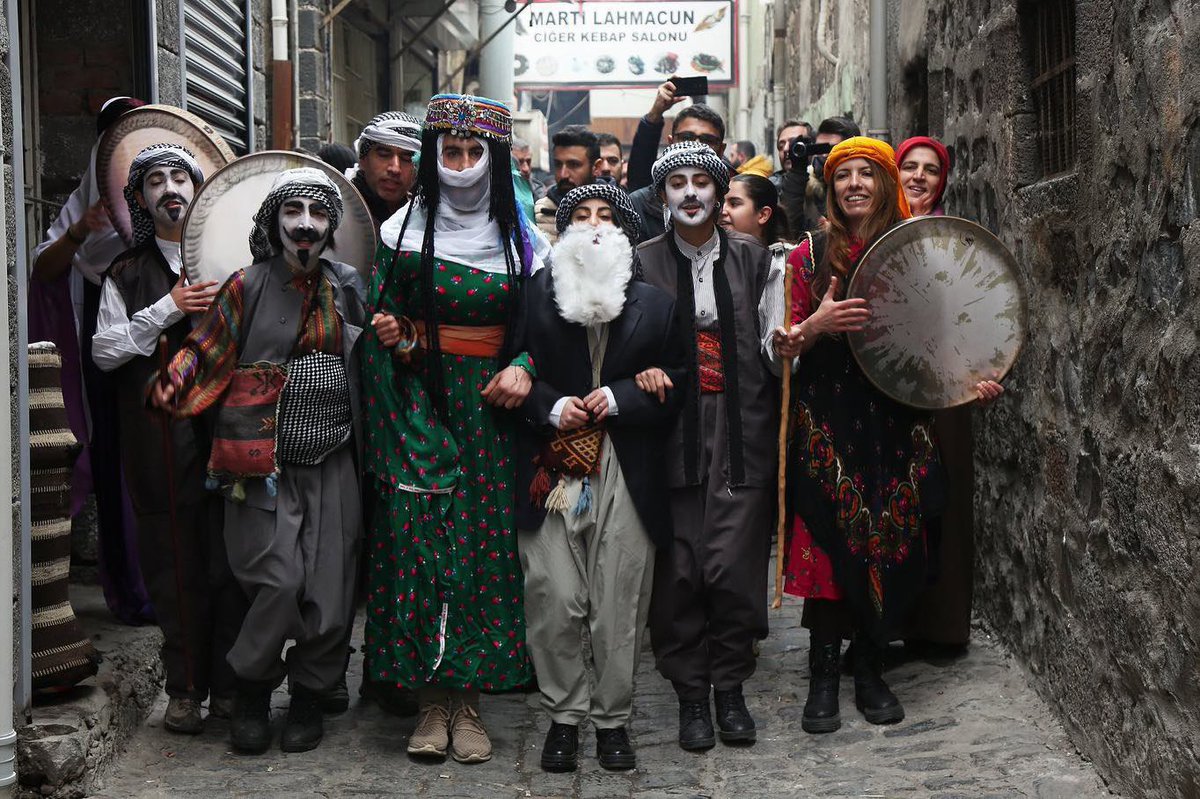 nocontextkurd's tweet photo. 13 Ocak Kürtlerin yılbaşı böyle kutlandı.
Sersala Kurda Pîroz Be https://t.co/J3p16YKgl3