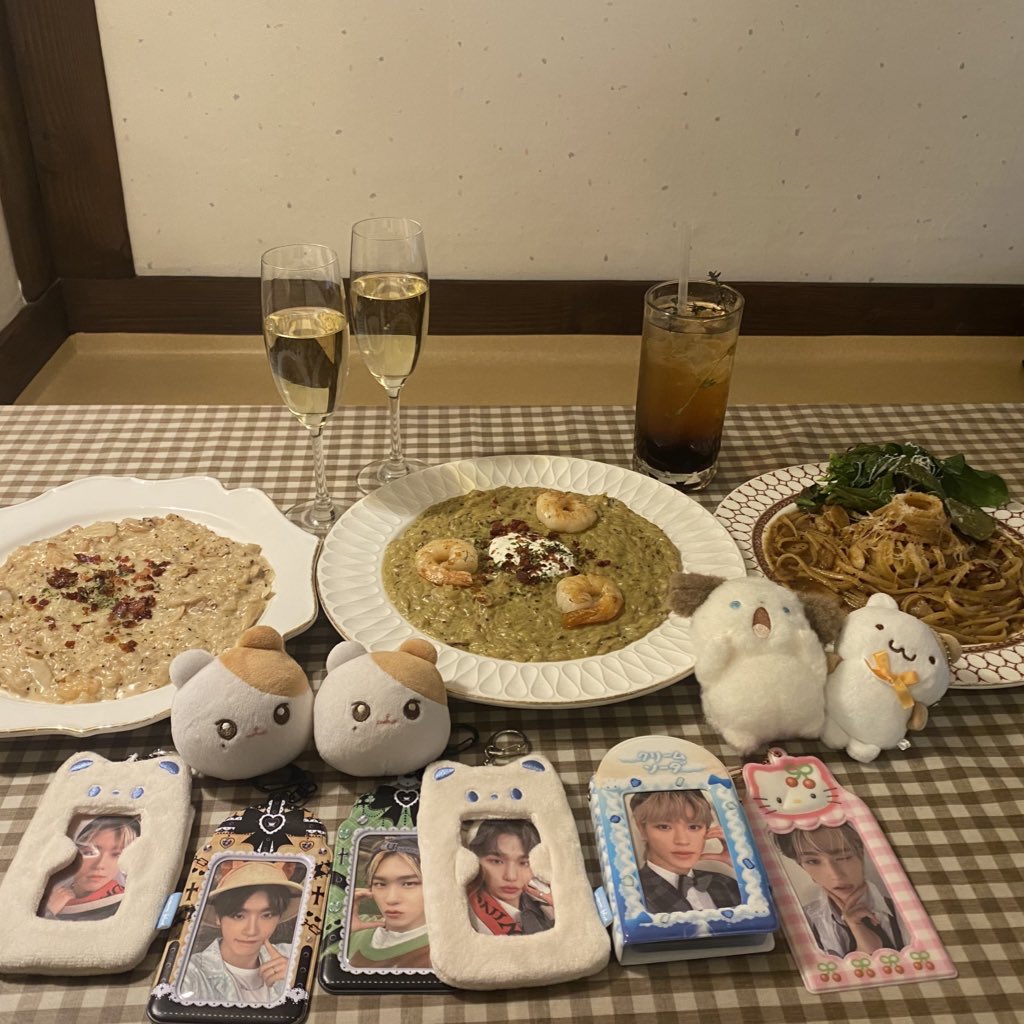 SlNKEUM's tweet photo. 📍모퉁이 주방
📍카페히토

펙놀 ㄱ
#금동아_이거먹고_세계정복
#아민아자주먹어
#현우야_여기_백전백승 https://t.co/OvAW4Iakx0