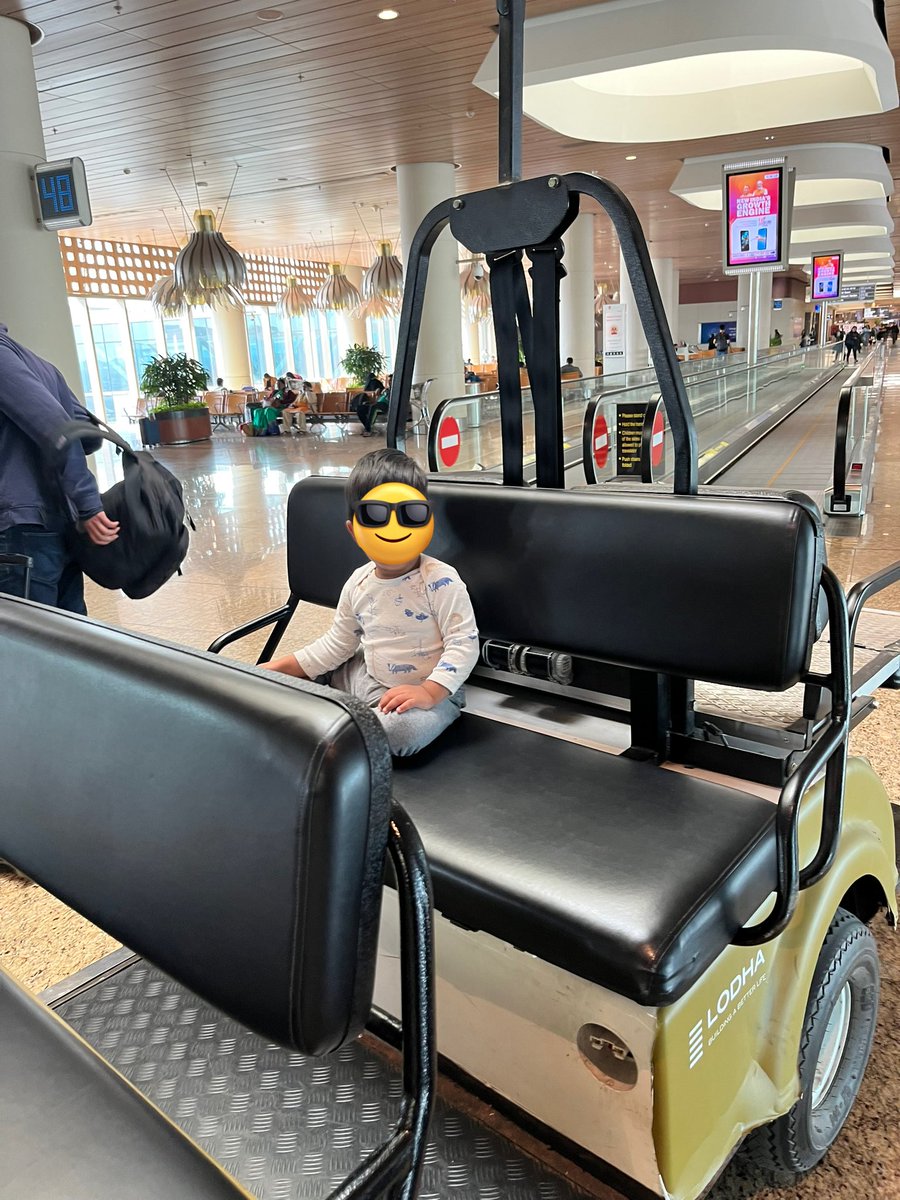 SamataKakkad's tweet photo. @CSMIA_Official 
Thank you Manohar for the excellent buggee service at T2 terminal :) https://t.co/KZIIzJYmj5
