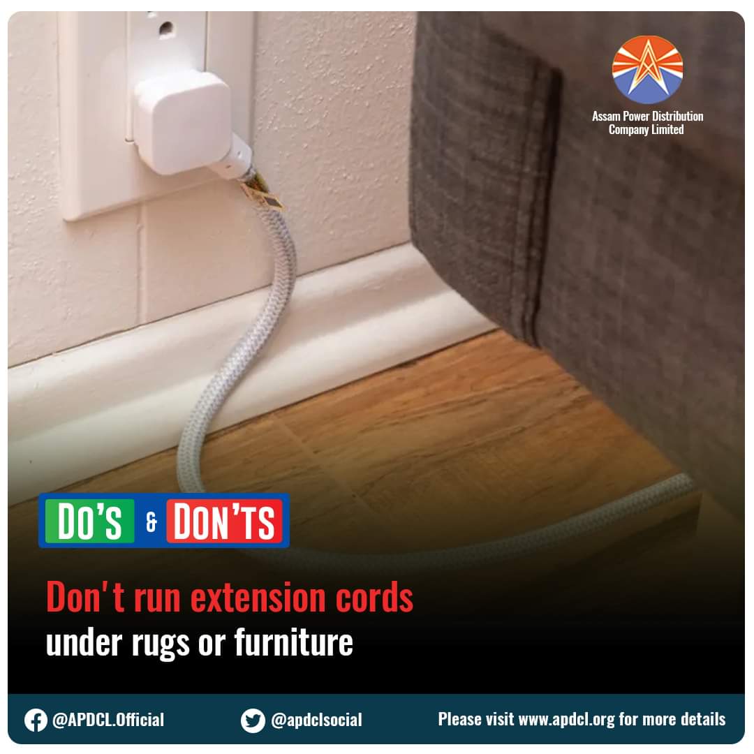 apdclsocial's tweet photo. Avoid putting cords under rugs and carpets, across doorways, or where they can be damaged or frayed by furniture. Doing this will n not only protect you from tripping, but will also protect the cords from getting snagged and frayed.
#Safety #ElectricalSafety #ExtensionChords https://t.co/dKXpL6Ka3r