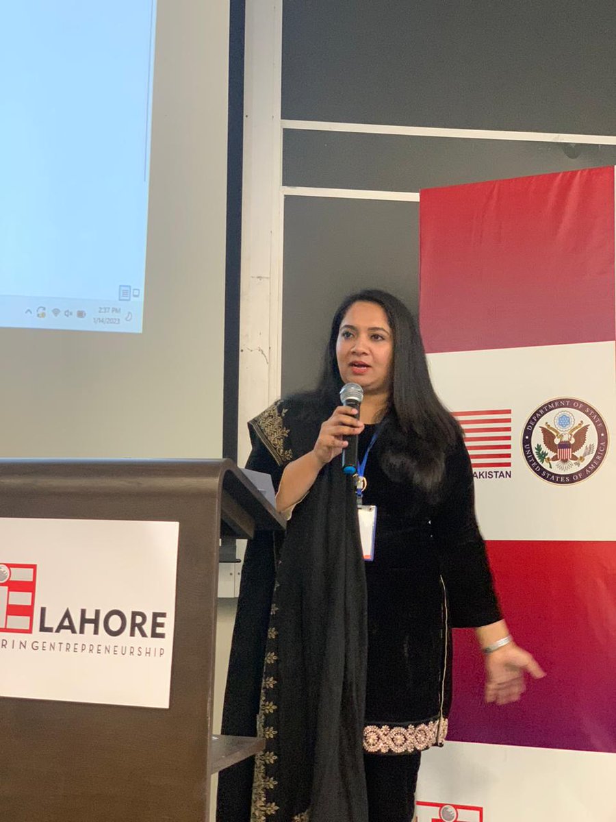 parwanenisa's tweet photo. Founder of Wraps and Ribbons, Noorulain is pitching her business at Investor Summit!

A year ago, Noorulain brought her idea to Parwan-e-Nisa and with the guidance of our mentors materialised the idea into a full-grown business. 

It's wonderful to see her presenting her + https://t.co/qQ1pmDvPws