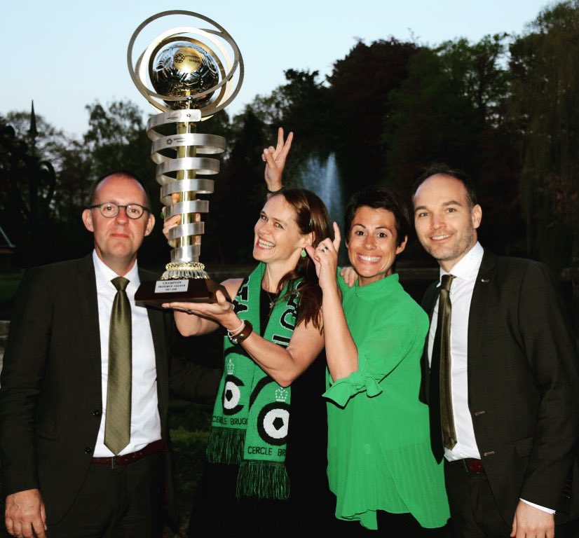 VincentGoemaere's tweet photo. Voor altijd Groen én Zwart 💚🖤 Bedankt voor de 10 mooie jaren Cercle !! #levecercle @cercleofficial https://t.co/GVHKQJkGTU