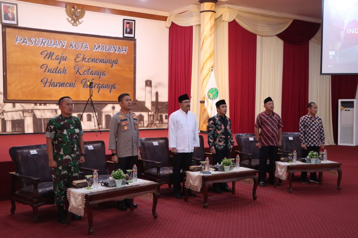 Polres Pasuruan Kota Bersama Forkopimda Gelar Deklarasi Pendekar Silat Jogo Kota Pasuruan dlvr.it/SgsYqF