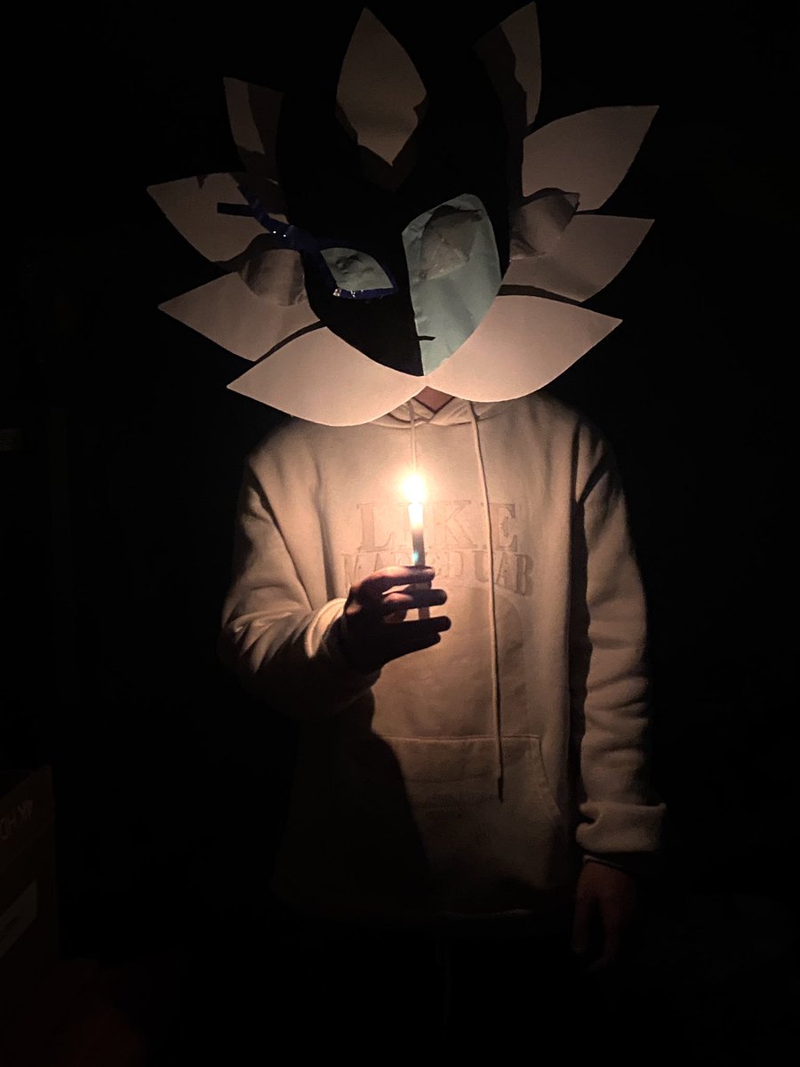 diamond_god03's tweet photo. Hello im @SpiritEther twin lol

My first fan art made with plastic bottles,cardboard and color paper💖

@visionofviii @ether @CValley_ @ArcanicNFT @nandoeth @JulieNori @DrewBleam

 #ether #etherproject #hachi https://t.co/GPm8C7wWcM