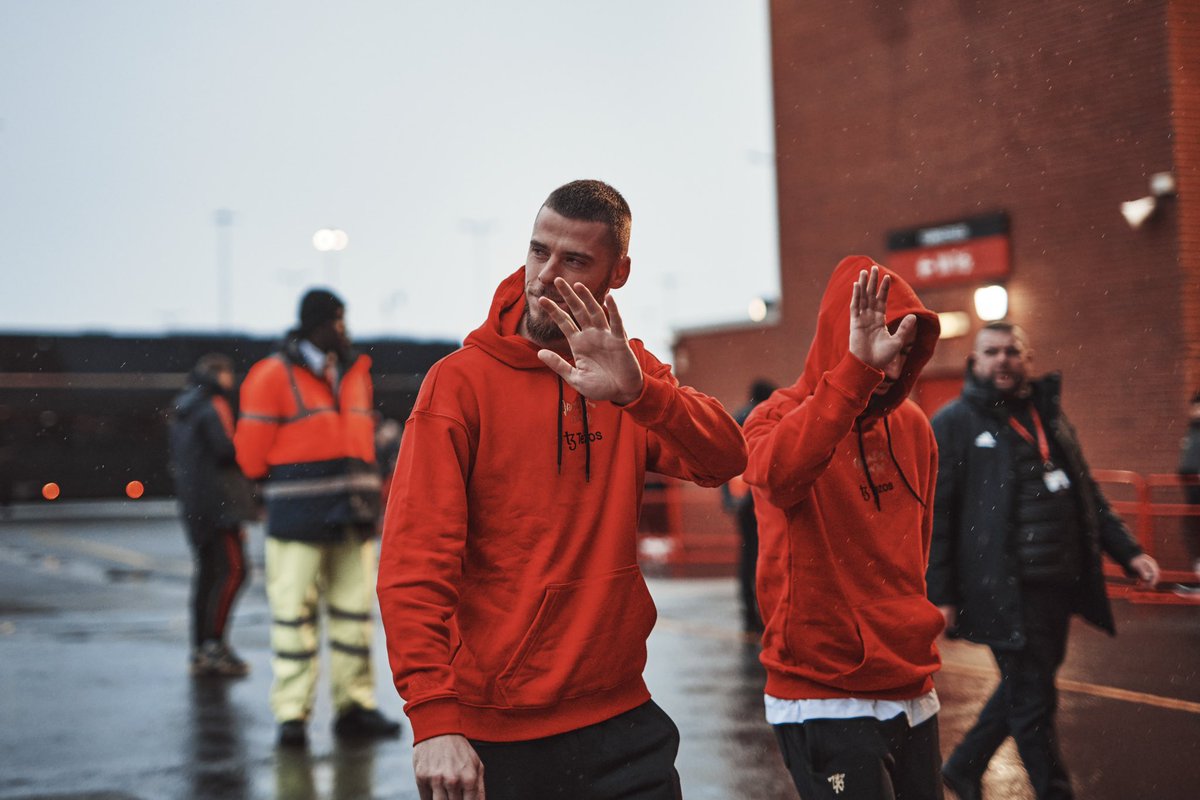 ManUtd's tweet photo. Morning, Reds 👍

#MUFC || #MUNMCI https://t.co/qF5jd1ryPe