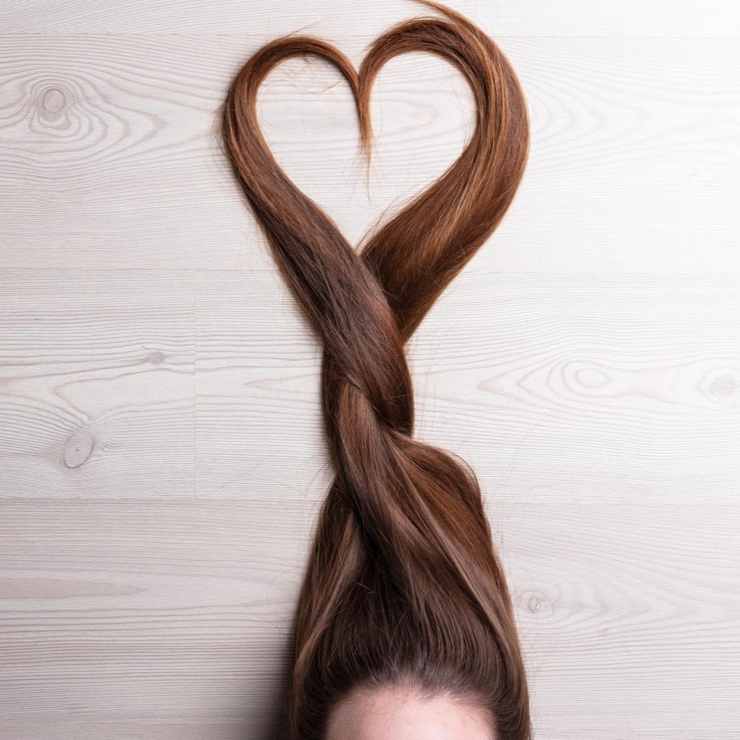 Valentines Day 💌  is only 1 month away 🎁⁠
⁠
#valentinesday #beprepared #valentinesdaygift #lovevalentines #treatyourself #giftideas #giftsforher #uniquegifts #romantic #thoughtfulgifts #perfectgift #valentinespresent