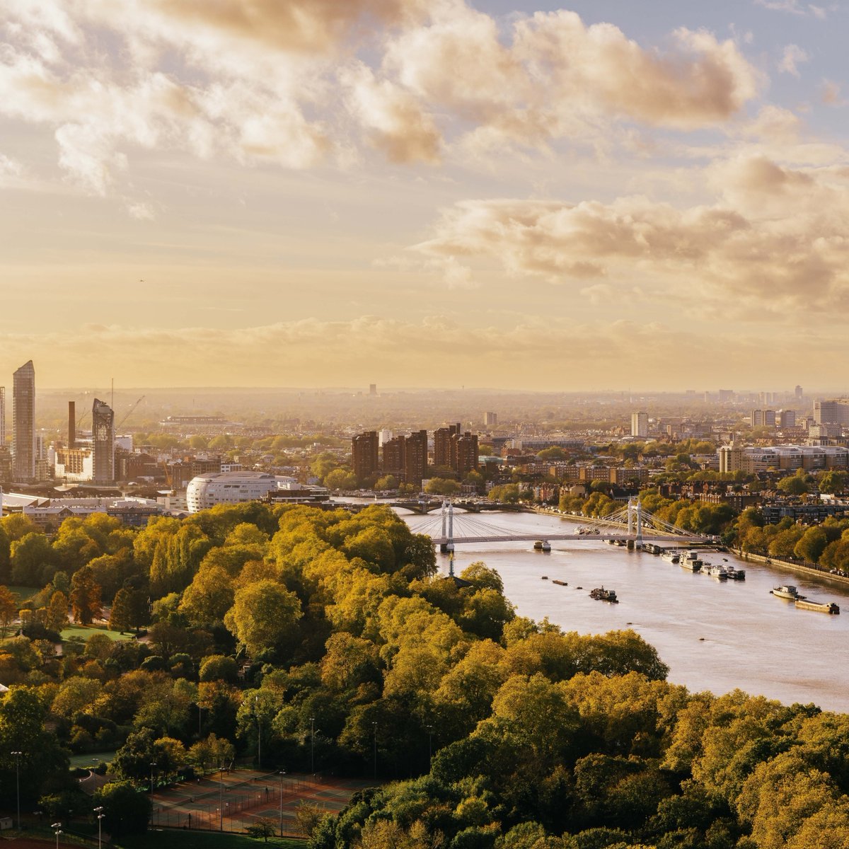 BatterseaPwrStn's tweet image. Let’s take a moment for the Lift 109 view... 😍 

@chimneylift109

#BatterseaPowerStation #Lift109 #ViewGoals #ChimneyLift #LondonSkyline #LondonSky #BatterseaPark #WhatsOnLondon l