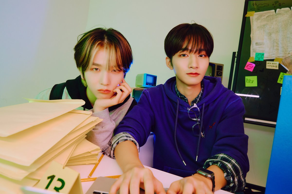 1OO5HW's tweet photo. 화이트 해커 #백승 &amp; #제프 https://t.co/z5EiIKIsvA