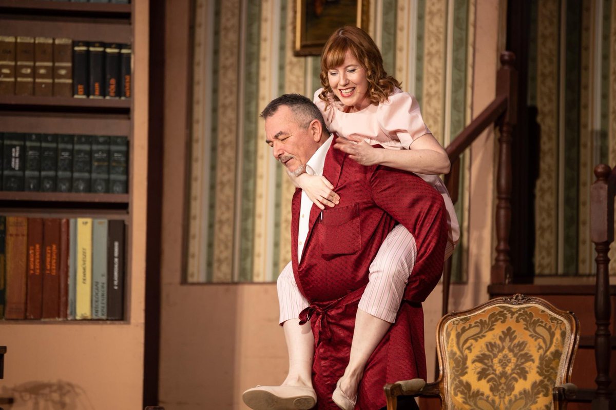 Zsakika's tweet photo. #oscar #hadart #iamcolette #theater #theatre #actress #hungarianactress https://t.co/ct2XHLteK3