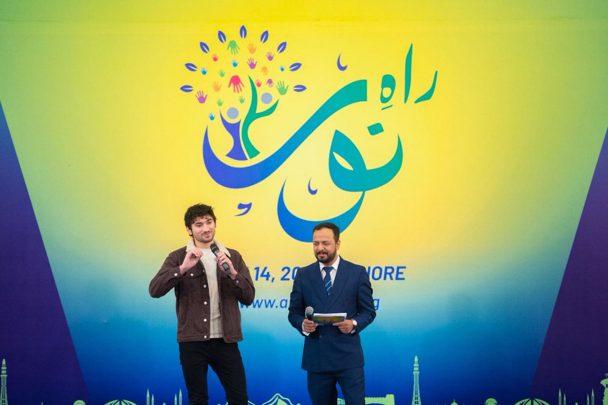 Qulsum15's tweet photo. @Shehrozekashif2, famously known as the 'Broad Boy', is a 20-year-old mountaineer, the youngest climber in the world to summit K2. He has joined The Alkhidmat Youth Gathering 7.0 to share his journey and inspire the audience to chase their passion #AYG7_RaheNoor https://t.co/3GeweoSfqn