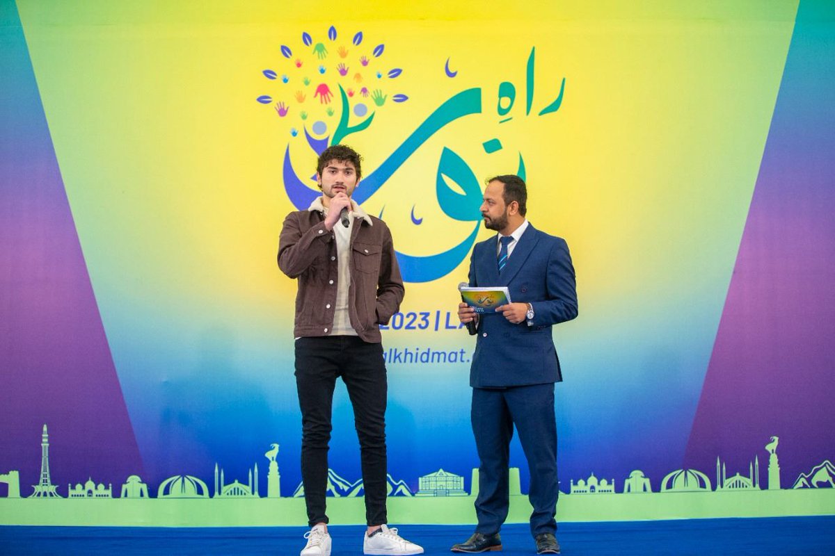 Qulsum15's tweet photo. @Shehrozekashif2, famously known as the 'Broad Boy', is a 20-year-old mountaineer, the youngest climber in the world to summit K2. He has joined The Alkhidmat Youth Gathering 7.0 to share his journey and inspire the audience to chase their passion #AYG7_RaheNoor https://t.co/3GeweoSfqn
