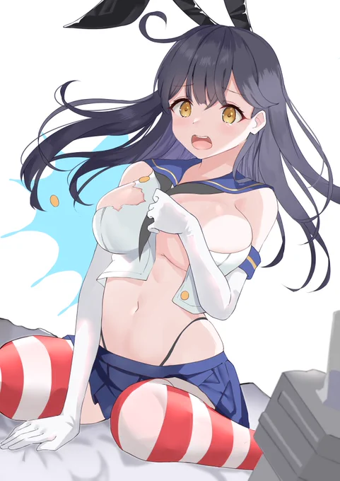 島風服を着ようとした潮ちゃん#艦これ 