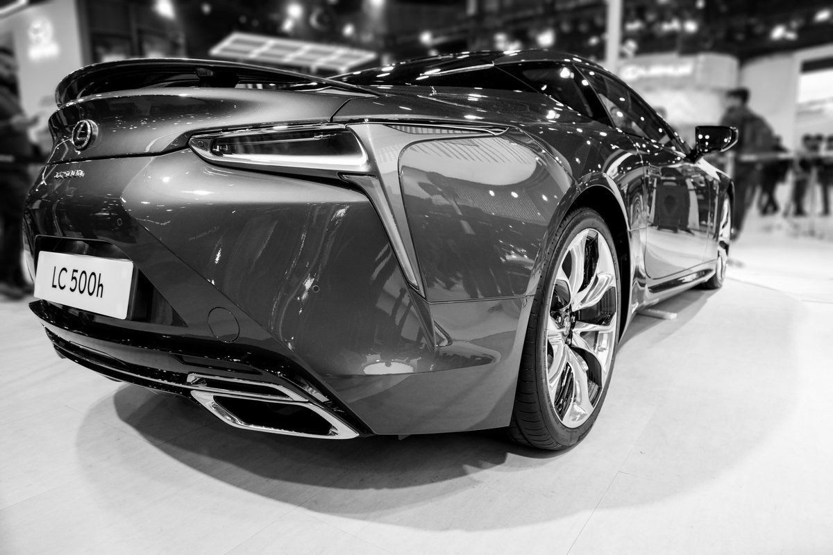 tejas_ghate63's tweet photo. #AutoExpo2023 #lexus https://t.co/iGGgIepyBU