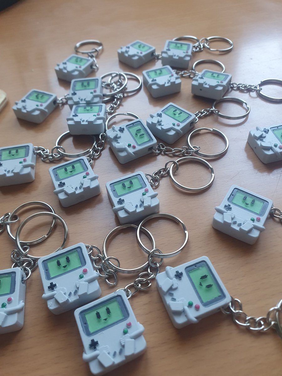 Heute im Replugged
Lerchenfelderstraße 23, 1070 Wien
Einlass 20:00, Eintritt 5€
Mit Lazar Wolf und Lush City Ferrals

Haben heute unser erstes Merch dabei: