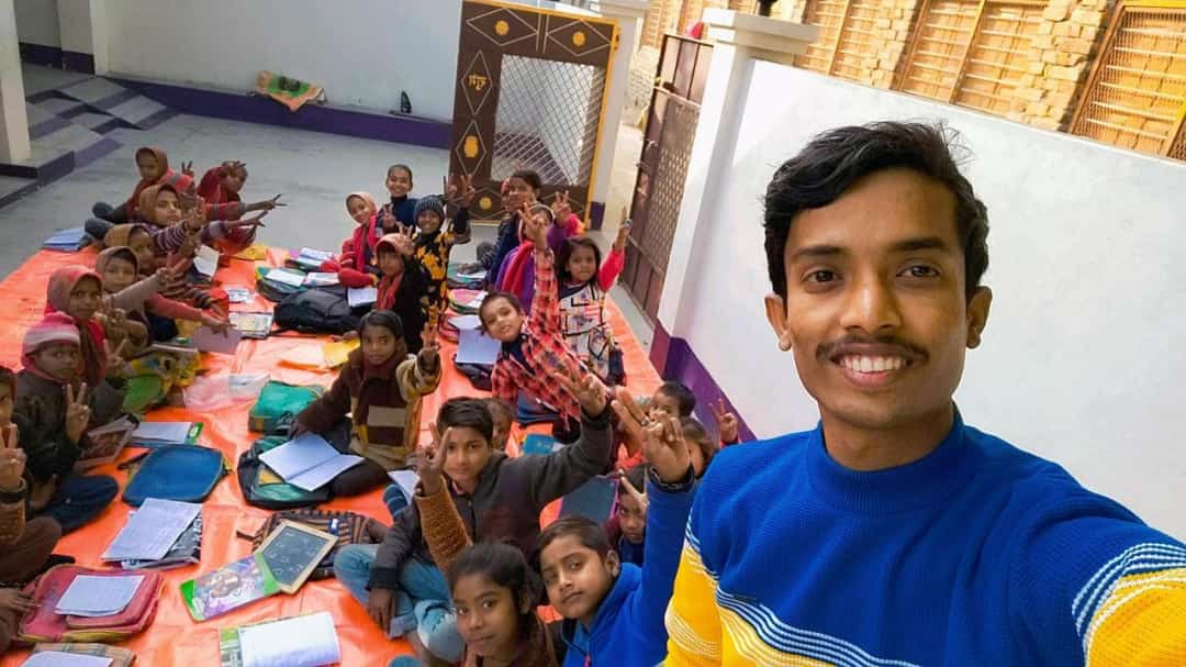DUTak11's tweet photo. निःशुल्क पाठशाला ( 1year completed ) 

@FreeEducationSp @EduMinOfIndia @UNESCO https://t.co/VRRo9mHz1E