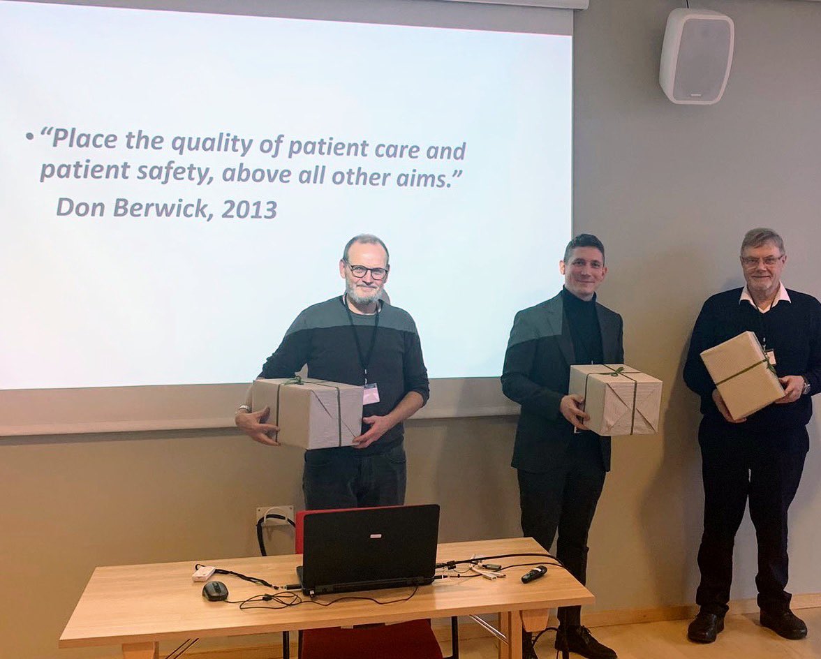 ValgreenKnudsen's tweet photo. Tak for muligheden for at præsentere min forskning til årsmødet i Dansk Selskab for Kvalitet i Sundhedssektoren
Citatet i baggrunden indrammer det godt: “Place the quality and patient safety, above all other aims” - @donberwick
#DSKS2023 #dsksforsk #Quality #DSKS #Patientsafety https://t.co/DpqCCmXnRk