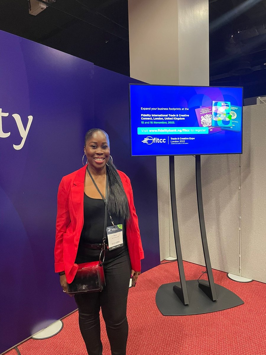 mavisamankwah's tweet photo. DROP YOUR BUSINESS IN THE COMMENTS ⬇️ 

What does networking on social media do for you?

➡️ Increasing your reach
➡️ Quality business support
➡️ Following growth
➡️ More profile views

#mavisamankwah #coachmavis #business https://t.co/U5tj3mzHCu