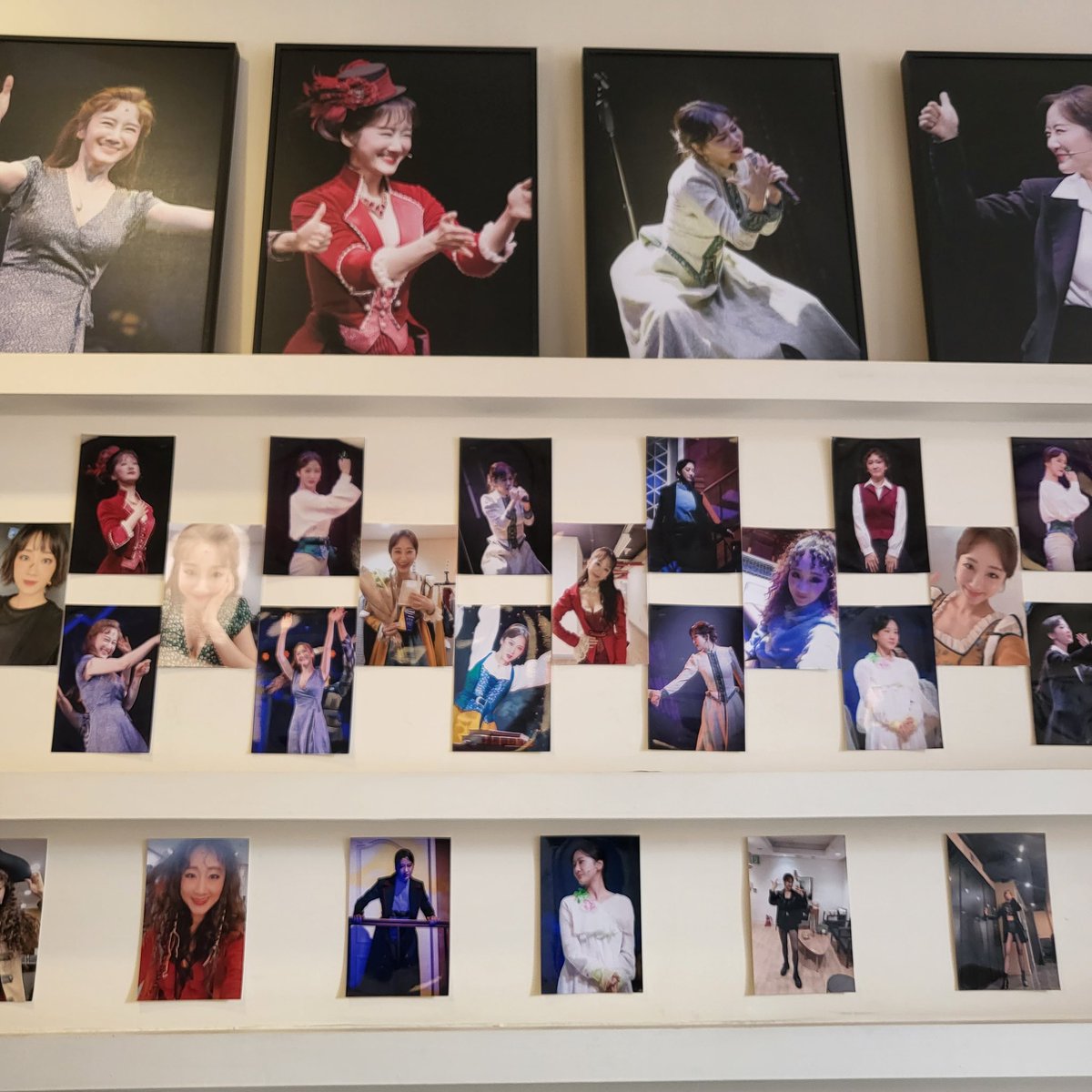 #언제라도_어디라도_사랑하자_유리아
#헤이헤이_유리아_서프라이즈
#Always_With_YUR14

늦게나마 올리는 곤조님 데뷔카페🫶
데뷔14주년 너무너무 축하하고
오래오래 건강히 무대해주길! 사랑해❤️