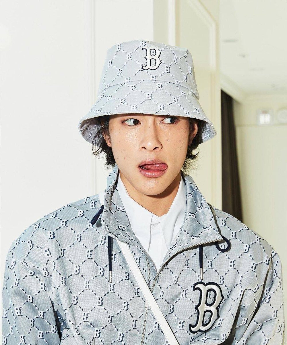 jumzabrandshop's tweet photo. (พร้อมส่ง) MLB Monogram Dia Bucket Hat หมวกปีก NY ผ้าหนา มีซับใน ผ้าคุณภาพดีมาก
Code: 3AHTM032N
Size: 57cm.
💵 Price: 2,290฿ รวมส่ง
สีดำ 🖤🖤️
สีเบจ 🤎🤎
สีเทา 🤍🤍
#mlbhat #หมวกmlb https://t.co/dVdVAZbstX