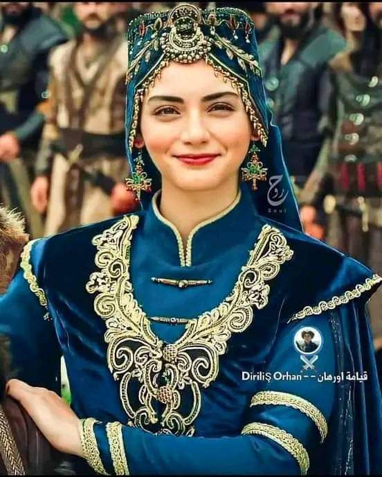 للجمال مراتب ، أقلها جمال الملامح
أوسطها جمال الكلام ،  أعلاها جمال الروح
أغلاها جمال النفس ، أنقاها جمال القلب .