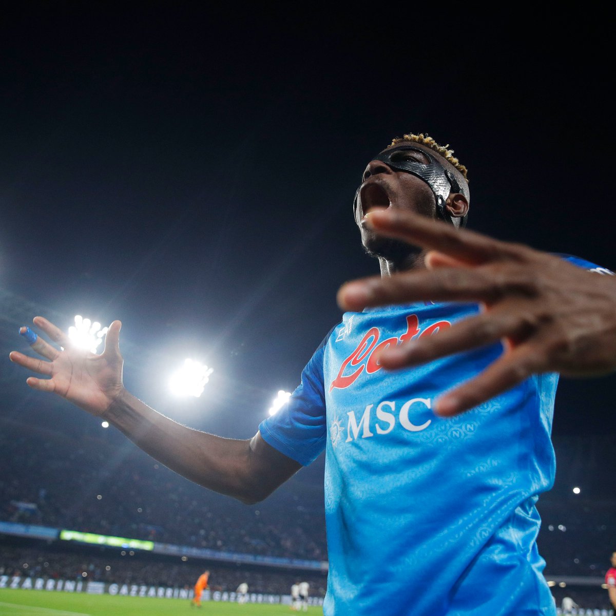 ChampionsLeague's tweet photo. 🇳🇬 Osimhen.  Just incredible.

#UCL https://t.co/g1LHqVdR3f