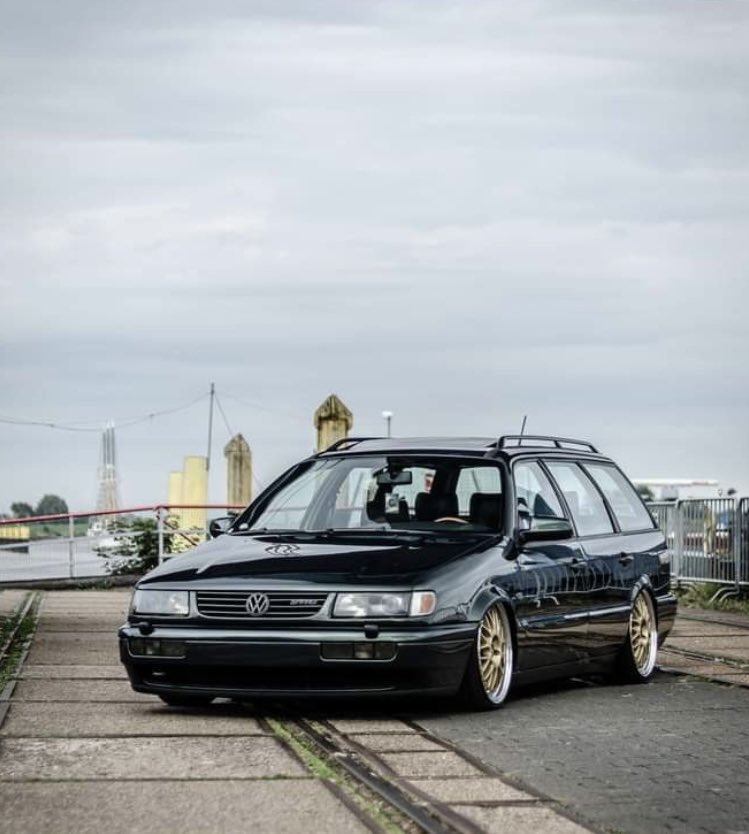 Mfunction's tweet image. Daily Driver: Nissan Primera GT 
Family Car: Volkswagen Passat b4 vr6
Weekend/date night: Ferrari f50
Fun Car: Renault Clio Williams

1995