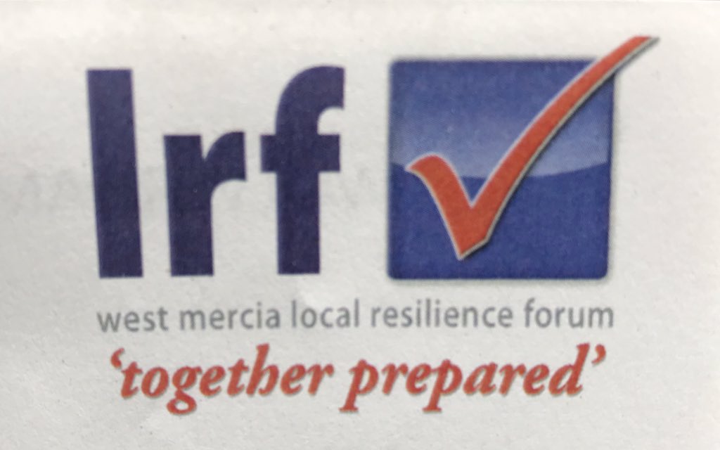 ClareDinnisWWT's tweet photo. #Multiagency working is essential, &amp; sadly well practised, in a #flood event like this.

#LocalResilienceForum meets, where #partners come together to help #communities, will continue through the weekend to coordinate our joint response. 

Please do listen to their advice 🙏 https://t.co/XJo0cgo9tW