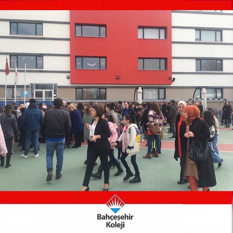 BK_Nazilli's tweet photo. Bahçeşehir Koleji Okula Kabul Sınavları 2. Oturumumuza Katılım Sağlayan Tüm Öğrencilerimize ve Velilerimize Teşekkür Ederiz. ❤️💙 #bahçeşehirkoleji #nazillibahçeşehirkoleji https://t.co/Kk4bobaFfF