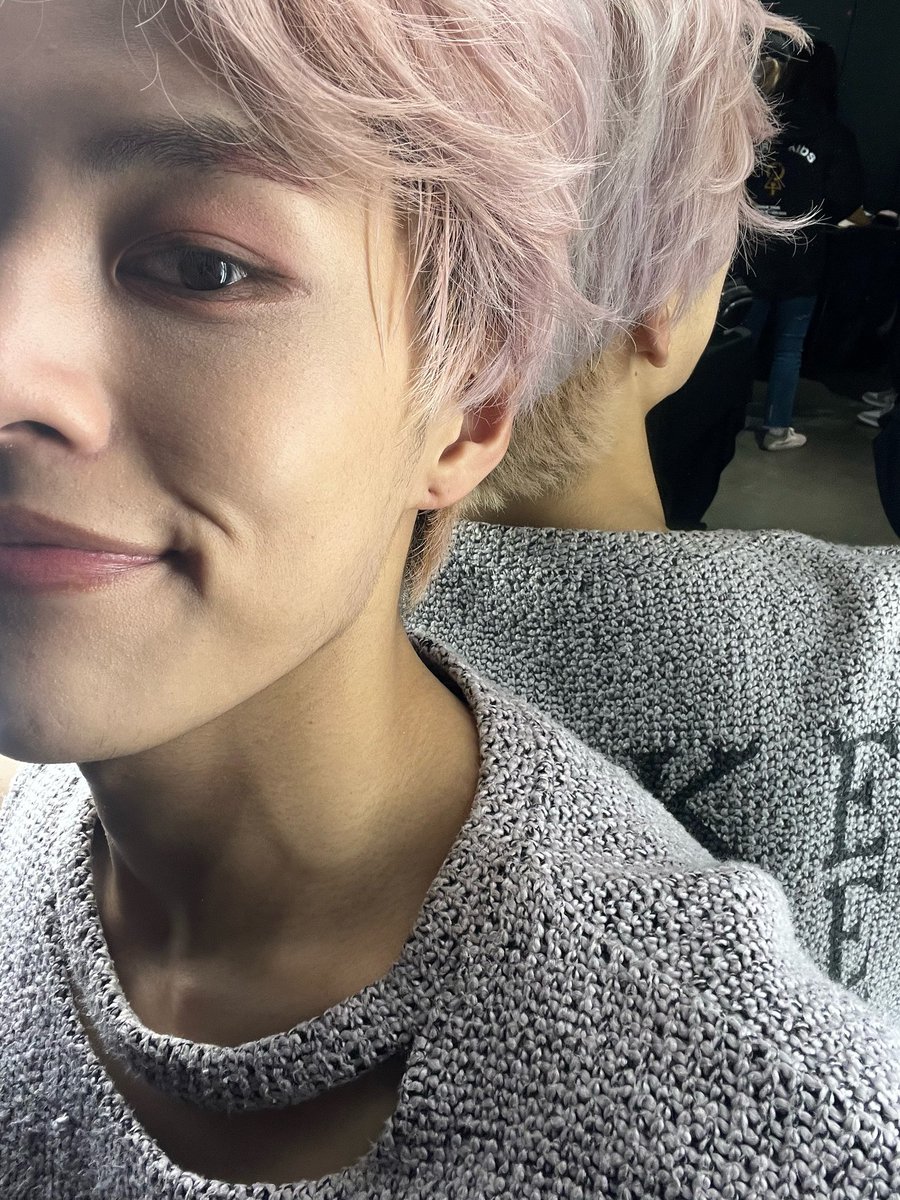 230114 | TFN WEVERSE 🗨️ #NOA [8:21pm kst]

🐻: Thank you for coming in our concert today. Go home safely. Please take care of us tomorrow,too! I love you and adore you 😻

<a href="/TFN_official_/">TFN (티에프앤)</a> #TFN #티에프앤 #T1419 #티일사일구 #노아