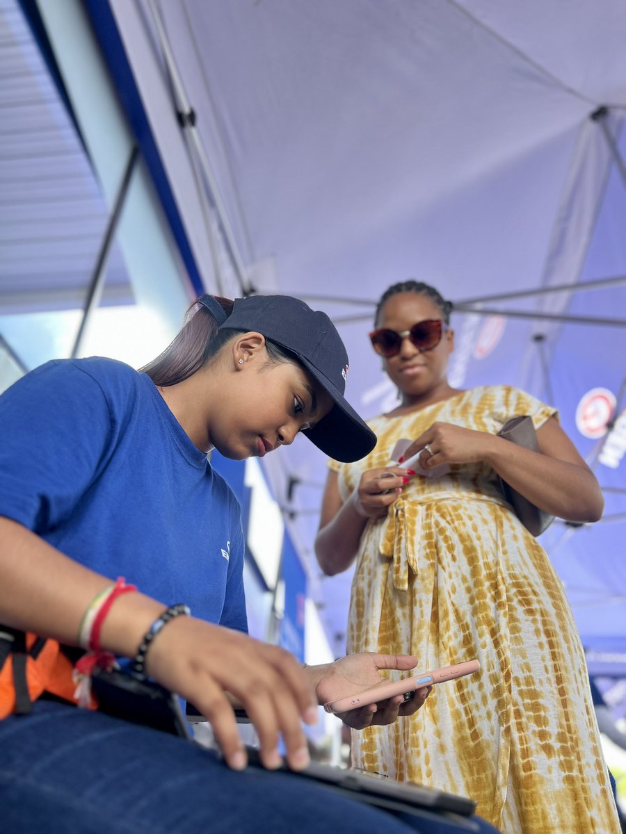 gagasifm's tweet photo. Catch us at @Engen_SA in Queensburgh Malvern Durban, winners getting prizes bonke bajabulile!!!
#GagasiFM
#Engen1Summer
#EyethuLeSummer https://t.co/iPOZ8eNDVt