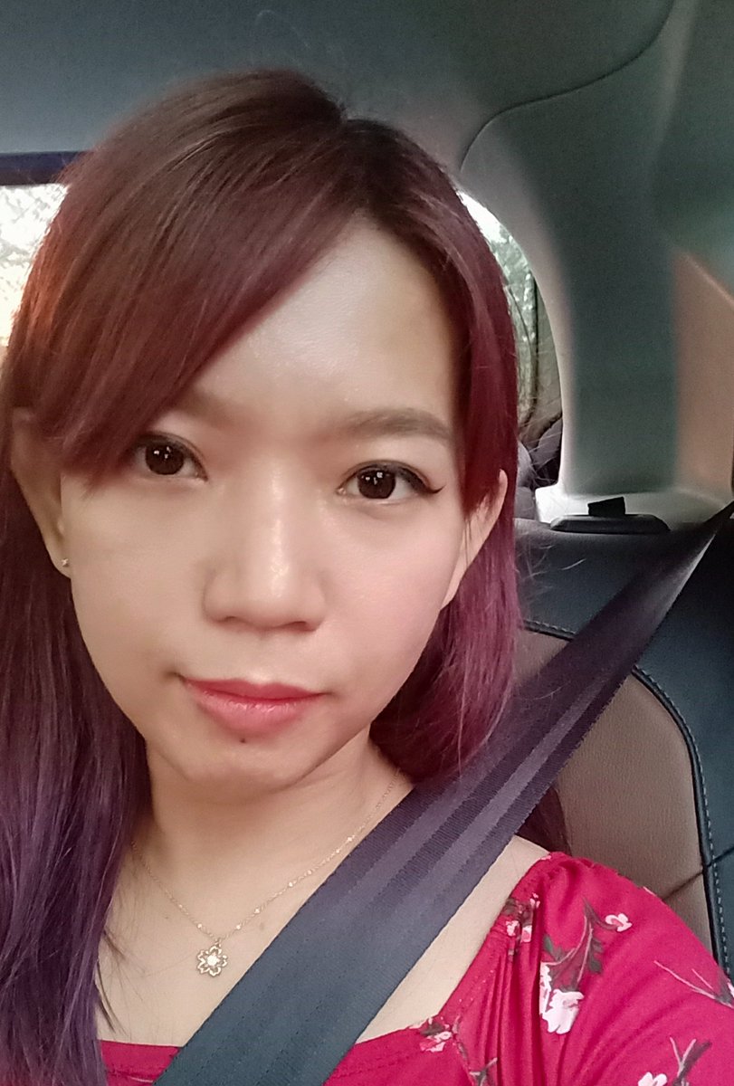 Pagod na akong kulayan ang buhok ko. Kulayan naman natin ang buhay mo.
Char. Papagiveaway lang talaga ako.🤭

🏆P500 GCASH GIVEAWAY!

1️⃣Follow <a href="/TinyGeishaNFT/">Tiny Geisha</a> <a href="/lizmoneyweb/">Lizzie | Tiny Geisha</a> <a href="/Dropouts_xyz/">Dropouts - SOLD OUT!</a> 
2️⃣RT + ❤️ 
3️⃣Tag 5 friends &amp; comment your fave book!

⏳48 HRS