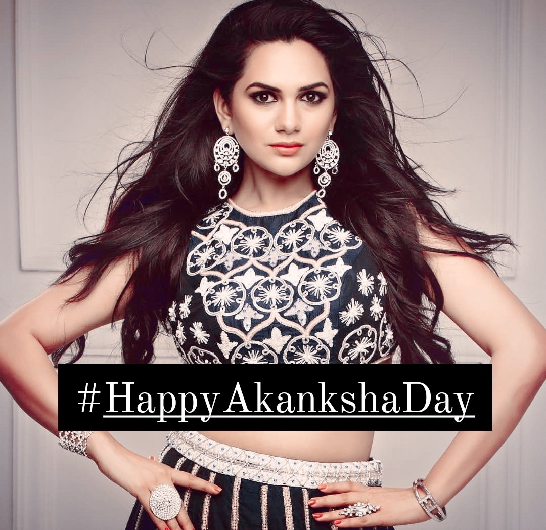 gauravklovers's tweet photo. As u all know Aku's birthday is coming on 18th Jan ( Wed ) , so we will be doing a small activity to celebrate her day❤ 
Do use #HappyAkankshaDay in your tweets💙 Let's show some love to her🥺 

#AkankshaChamola #AkankshaKhanna

#GauravKhanna https://t.co/EsQtqhrsQ0