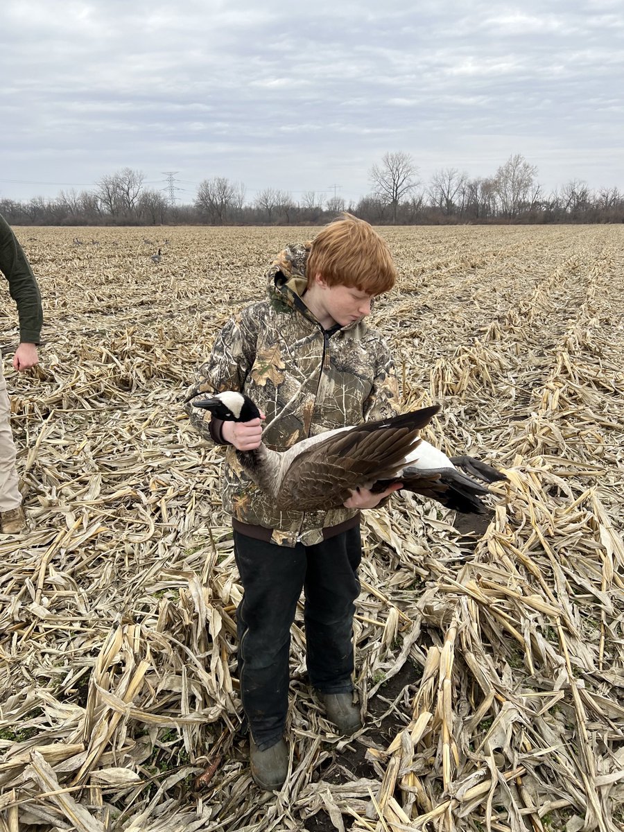 Mazonia Hunt Club tweet media