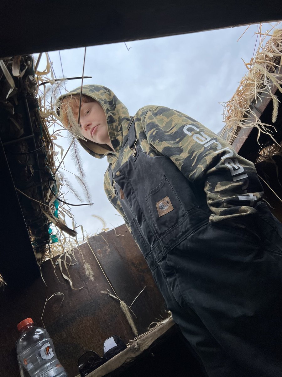 Your first goose is your most memorable!   Good job buddy!     #unmuzzled #sickforit #stage8 #fearwomen #mazoniahuntclub #IAMSPORTSMAN #goosehunting #waterfowlhunting #sitkagear #geese #goose #sickforit #ducksunlimited @DruryOutdoors @MossyOakPro @SPORTSMANchnl @bookyourhunt