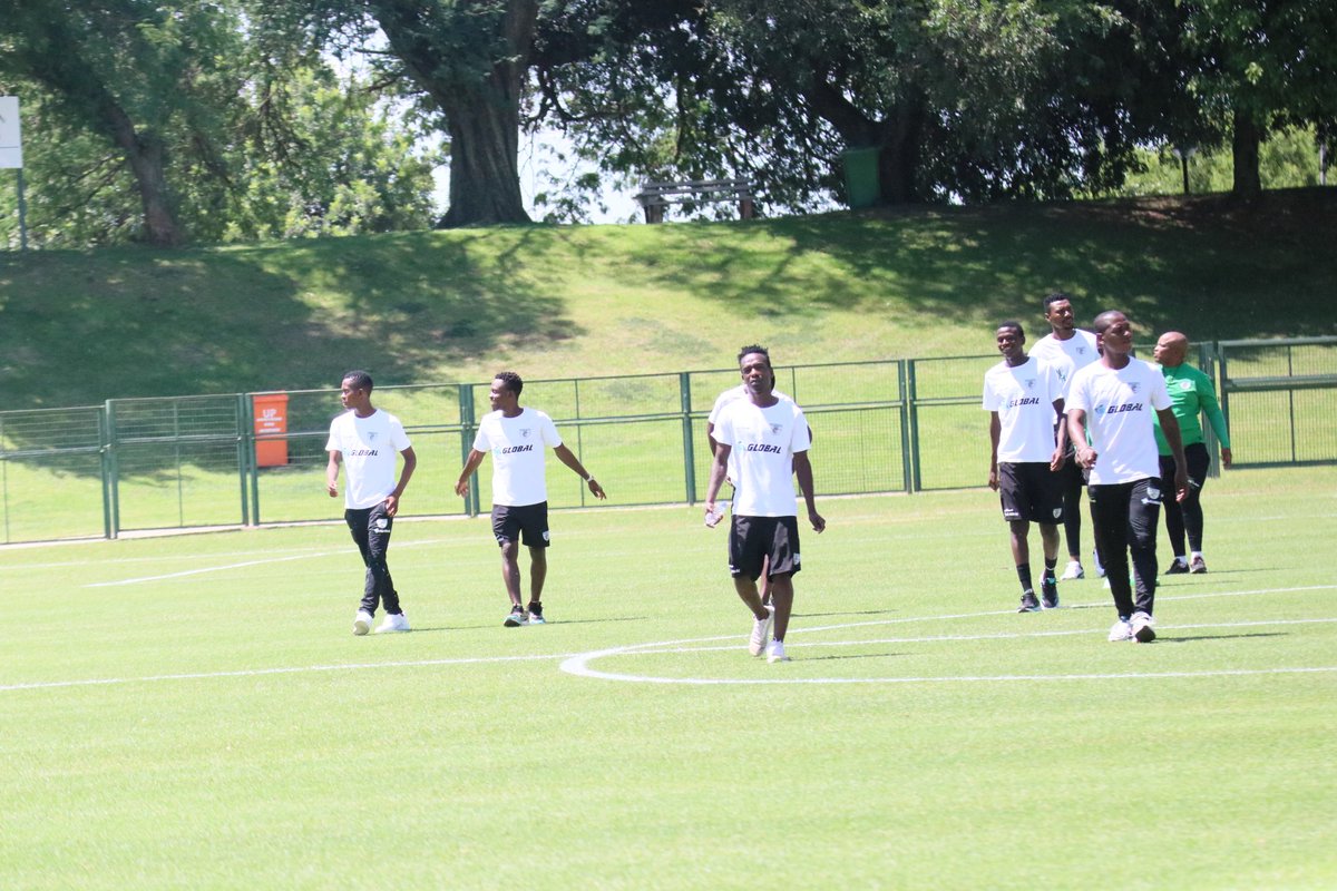 Baroka_FC's tweet image. Pitch inspection at Tuks
We are ready are you?
#lennakemoroka #barokafire #Reabowa