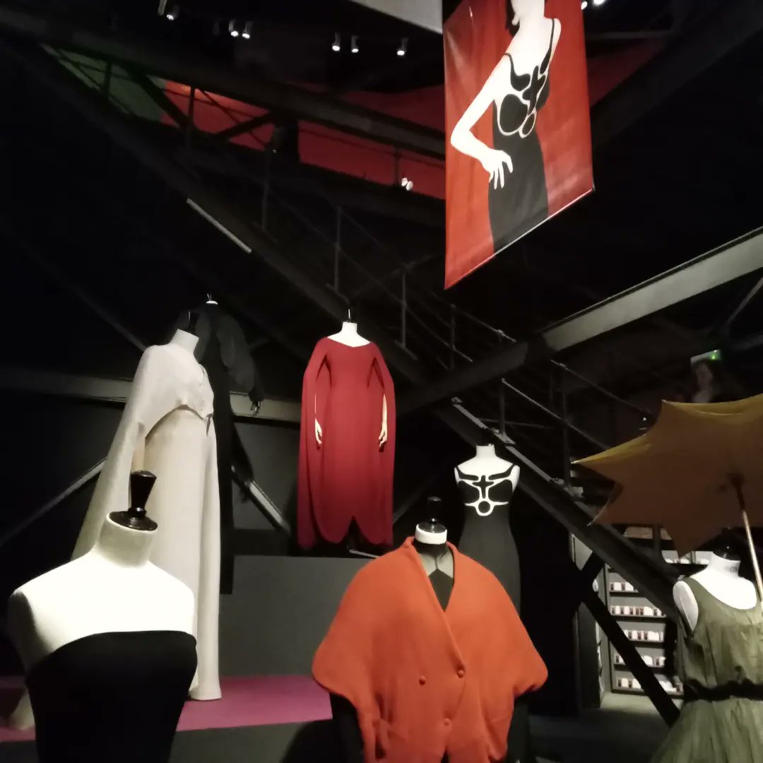 xavigranda's tweet image. Interesante retrospectiva de #Sybilla en el Canal de Isabel II de Santa Engracia. Acaba mañana.