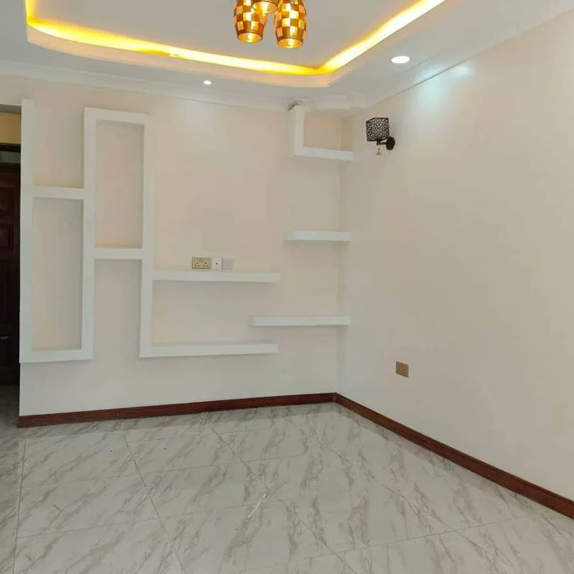 thelushrealtors's tweet photo. KAREN- NEWLY BUILT 2 BEDROOM

. Brand New 2 bedroom house to let.

. Located at Karen, kuwinda area.

. Secure gated community. . The mini apartment has only 4 units

.Ready for occupation

Rent: 55k

Call/WhatsApp 0725913280 https://t.co/mnefTQaxTg