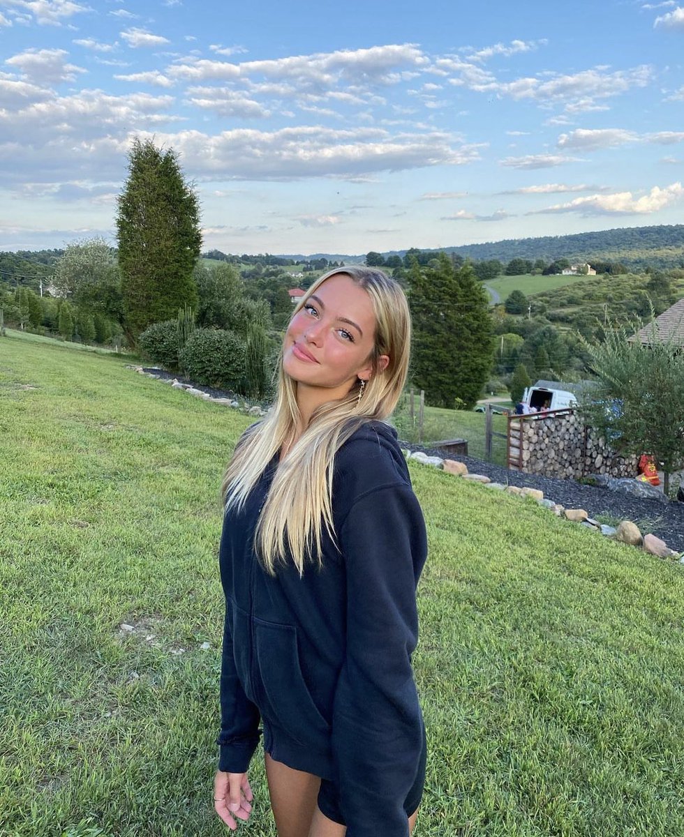 scarletmf_'s tweet photo. 🍀 If you're feelin' down
I just wanna make you happier, baby
Wish I was around
I just wanna make you happier, baby🍀 https://t.co/s9WGhVsjCW