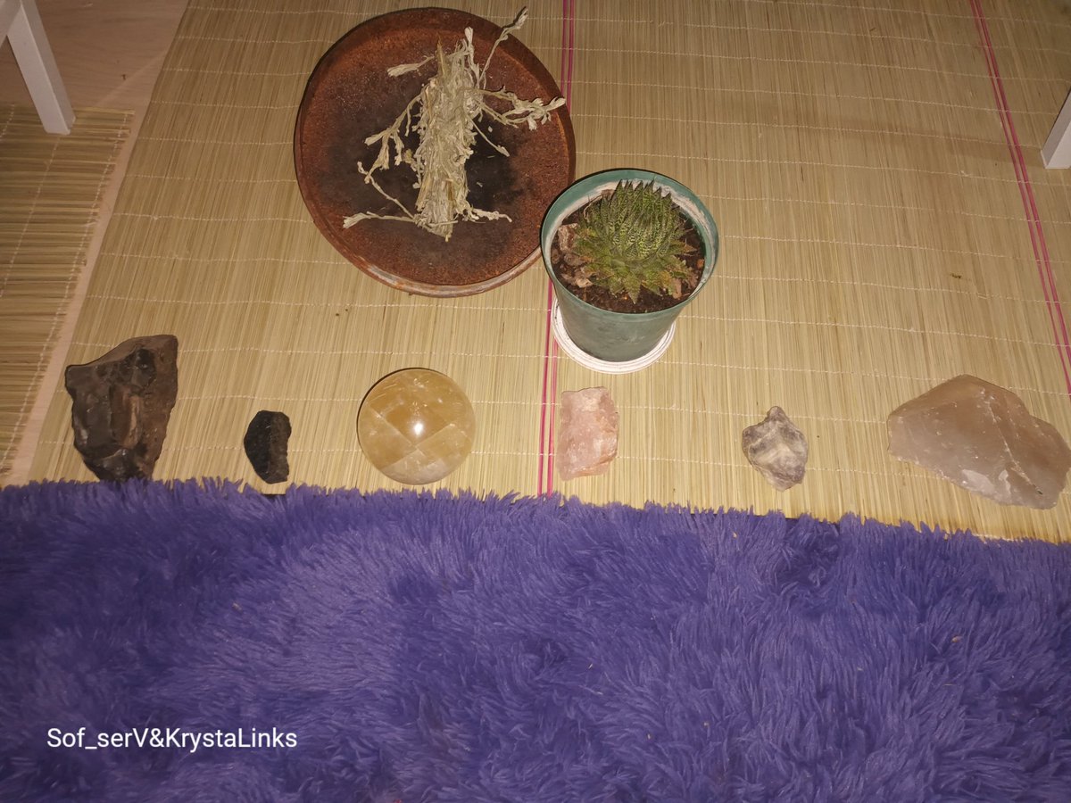 KrystaLinkx's tweet image. #HomeProtectionKit
#WhenYewKnoYouGno