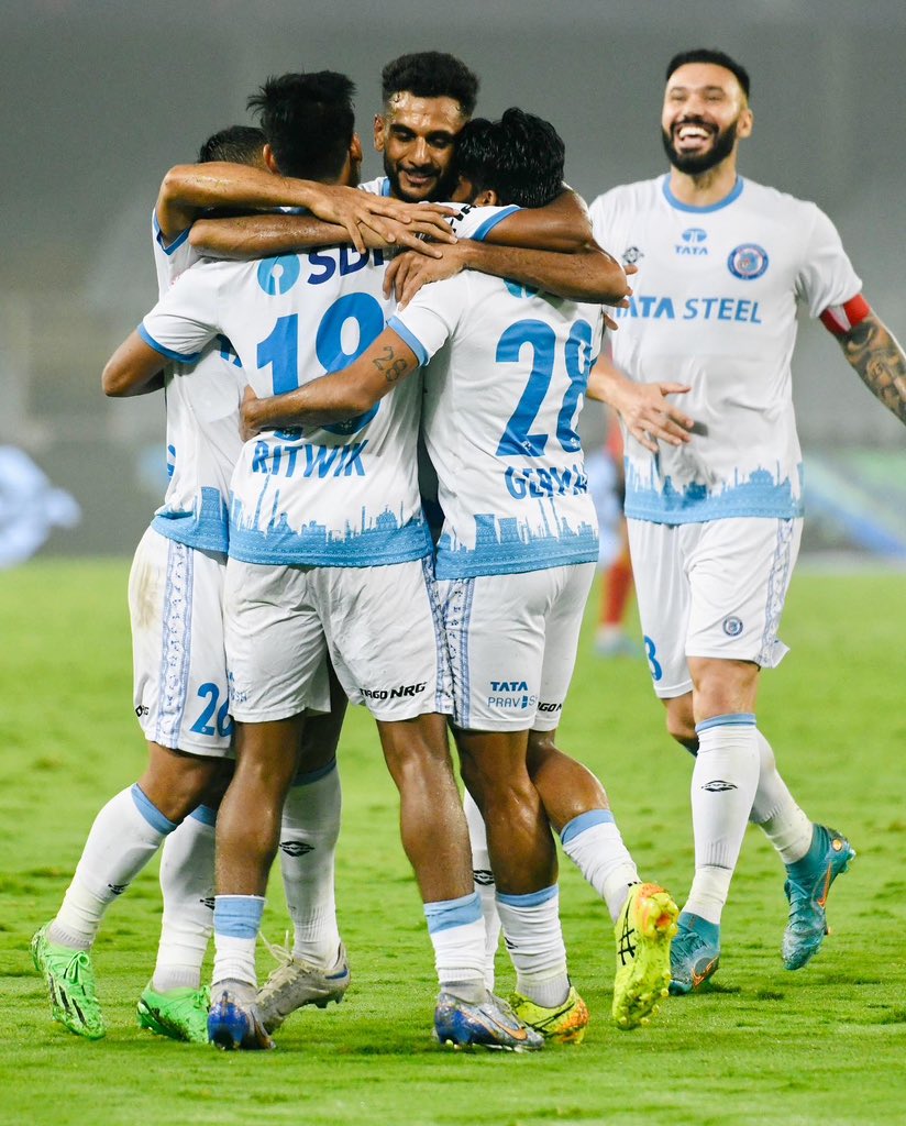 🔝Grit and determination shown from the entire team to comeback from a goal down to scoring two and seal the game with a much needed Win
Happy to be back on the pitch and help my Team We keep fighting till the end
Onto the next one💪🏼
#jamshedpurfc #EBFCJFC #jamkekhel #wmk #GS28