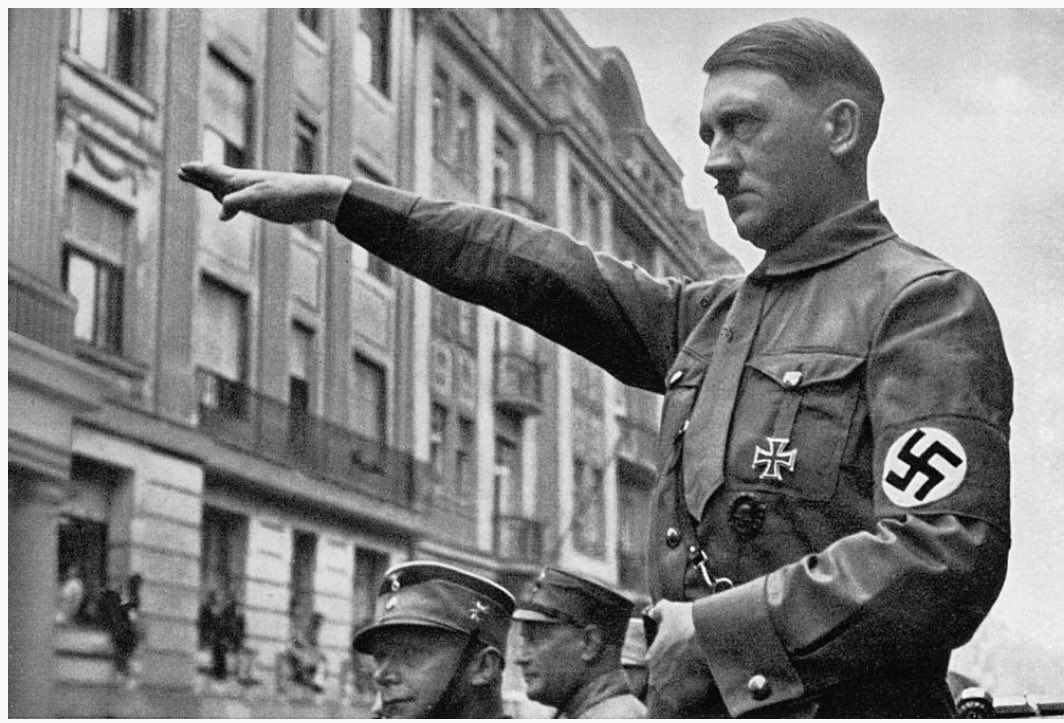 RajaPetra's tweet photo. Hitler menjadi pemimpin parti melalui pertandingan dan parti Nazi berkuasa melalui PRU. Selepas itu 60 juta orang mati kerana perang dunia kedua. Jadi kadang-kadang lebih baik tiada pertandingan parti dan PRU. https://t.co/TVDm1dNdzC
