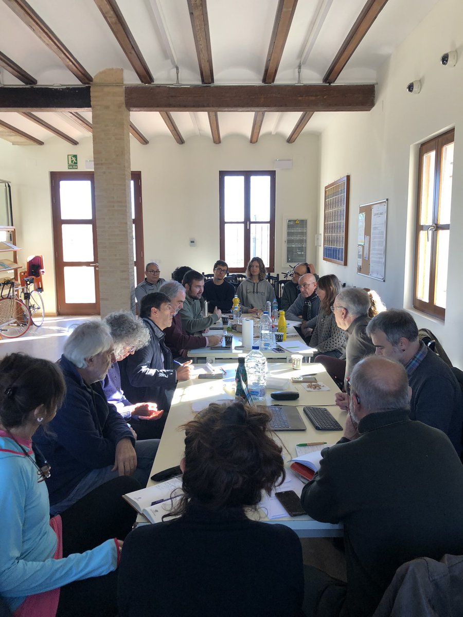 Amb el 2023 reprenem lluita, creativitat, estratègies i molt mes per a #NoAmpliacióPort 
La Comissió més activa que mai 💪🏽💪🏽